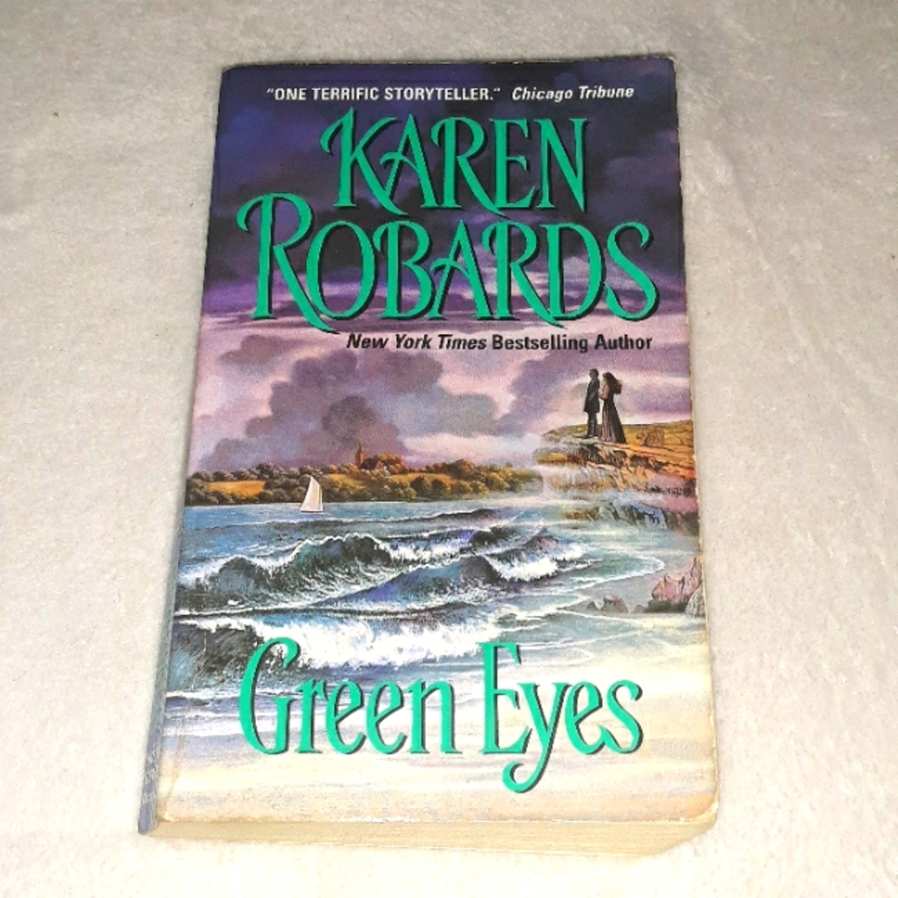 Vintage 1991 Karen Robards paperback book Green Eyes